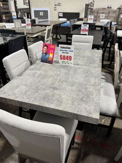 
🔥 BRAND NEW DINING SET – Financing Available!