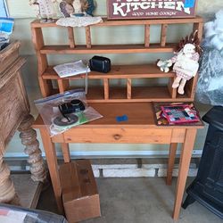 Small Desk With Back Shelf