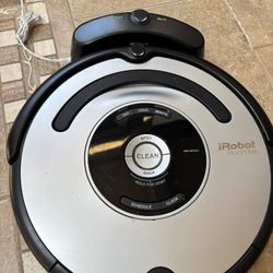 iRobot Roomba 560 Vacuum Cleaner W/Charging Dock Power Cord
