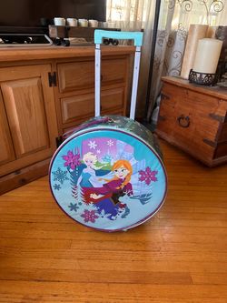 Kids Disney Frozen Rolling Suitcase like new