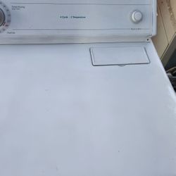 Whirlpool Gas Dryer Large Capacity And Heavy Duty Works Exelent 