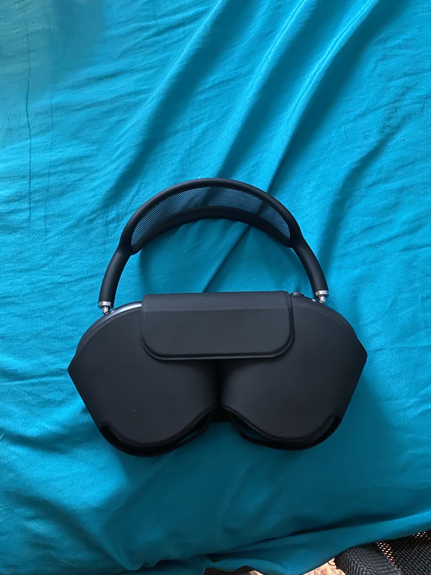 AirPods Max