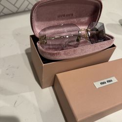 MIU MIU SHADES