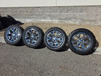 20" GM Chevy/GMC rims w/ 275-55R20 BFGOODRICH tires