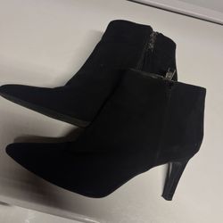 Black Heal Booties 