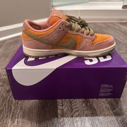 Nike Dunk SB 