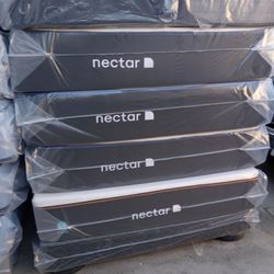 Nectar Mattress.
Nectar Premier Queen Size - 13" Memory Foam Mattress
Brand New Mattress
Delivery available