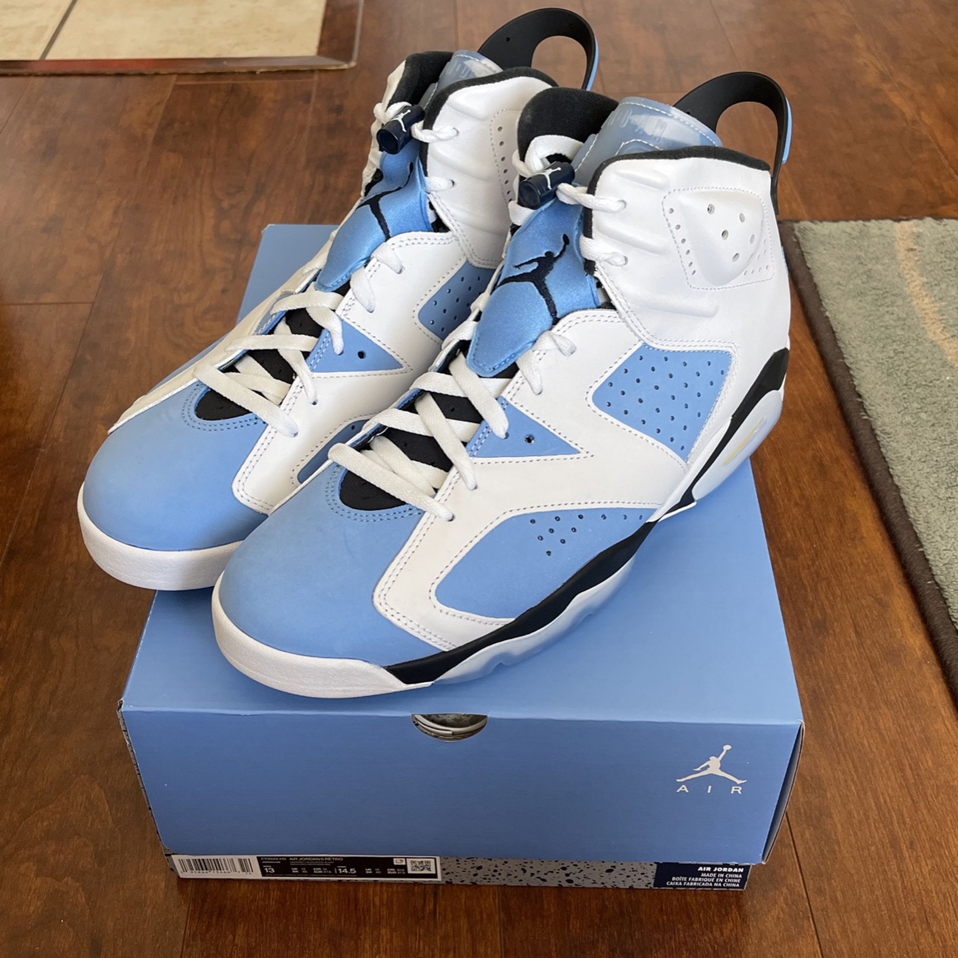 UNC Jordan 6 Sz 13