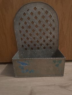 Metal Decorative Planter