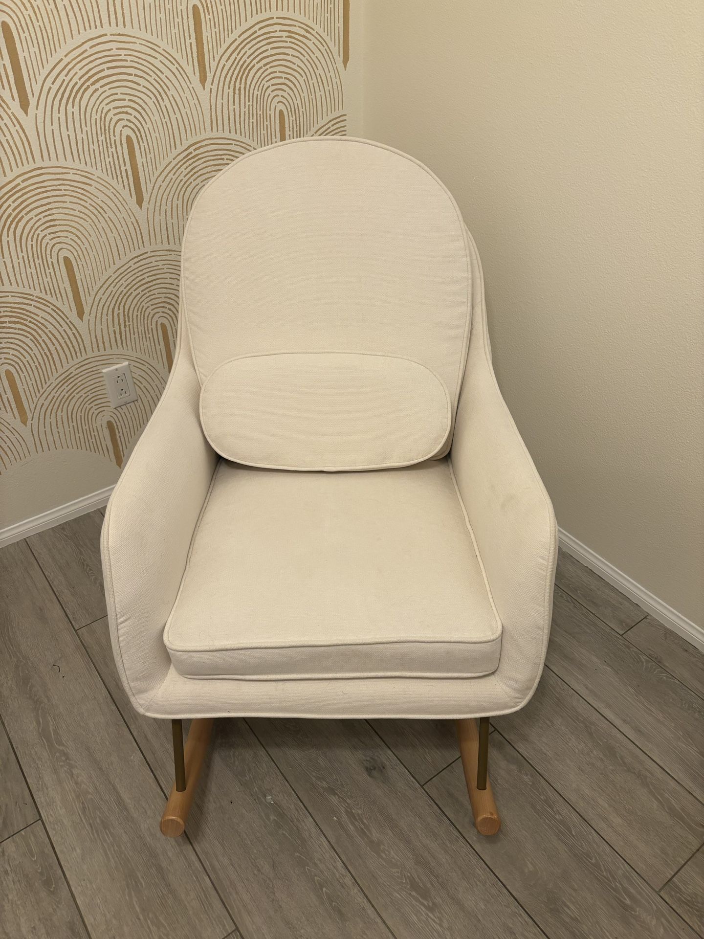 Delta Children Ella Ivory Rocking Chair