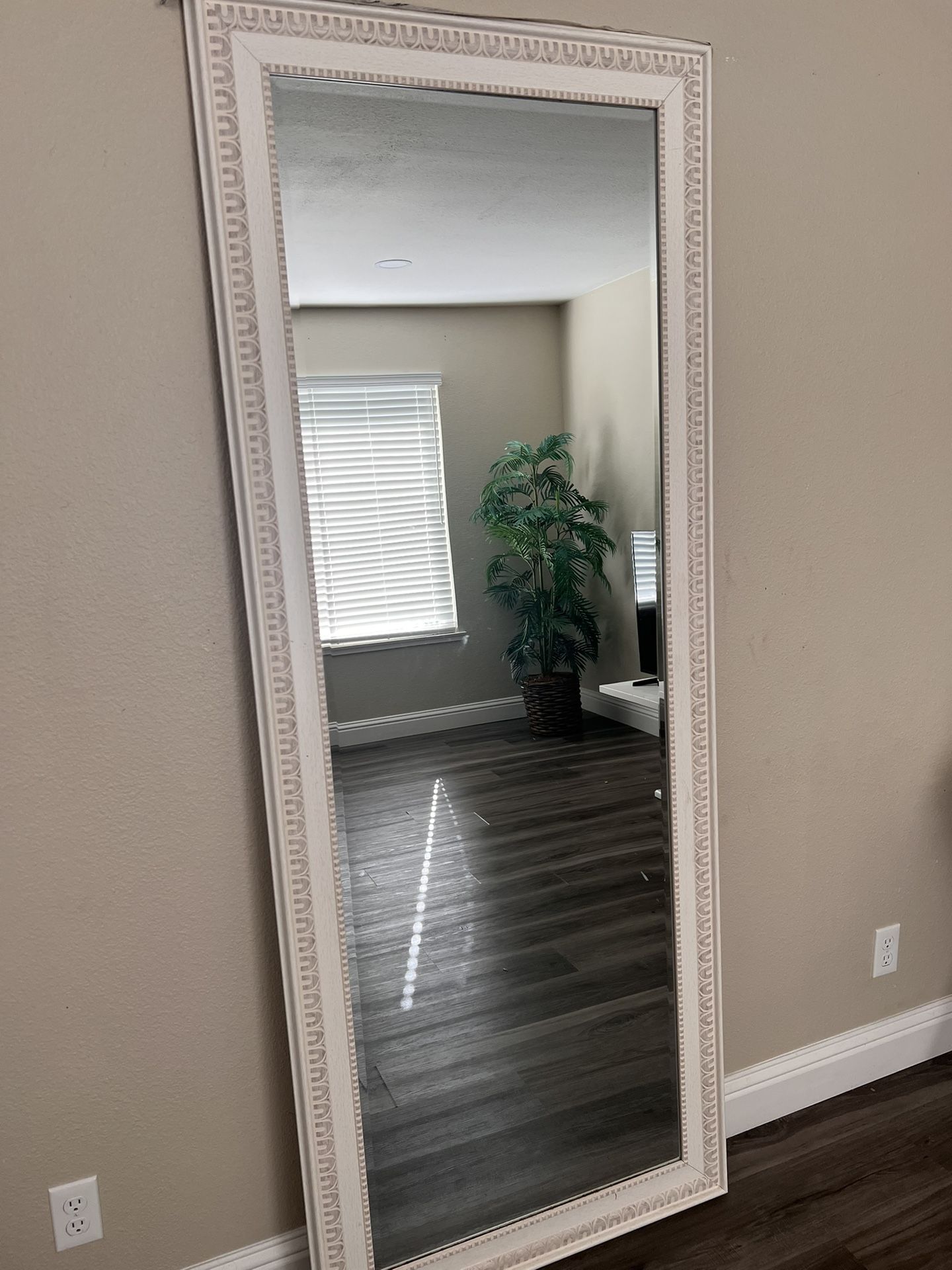 Mirror 80x32”