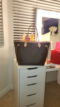 Louis Vuitton Neverfull Monogram Tote Bag, brand new condition