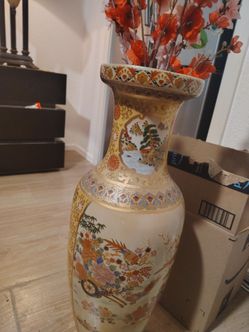 Tall Chinese Vase