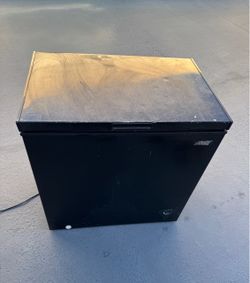 Freezer household deep chest (free local delivery)