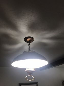 Vintage Dinning Room 3-lamp Light Fixture