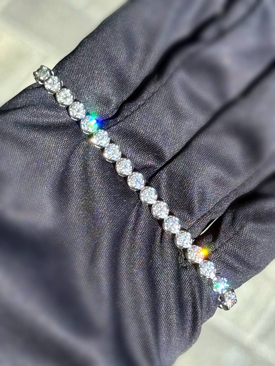 18k white gold 4 CTW Diamond Tennis bracelet 7”