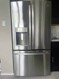 GE Refrigerator