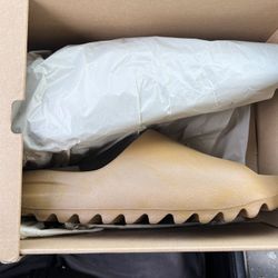 New Yeezy Slides Size 12 Ochre
