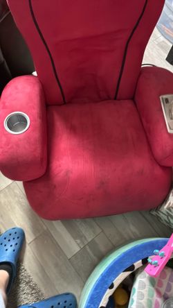 Massage chair.