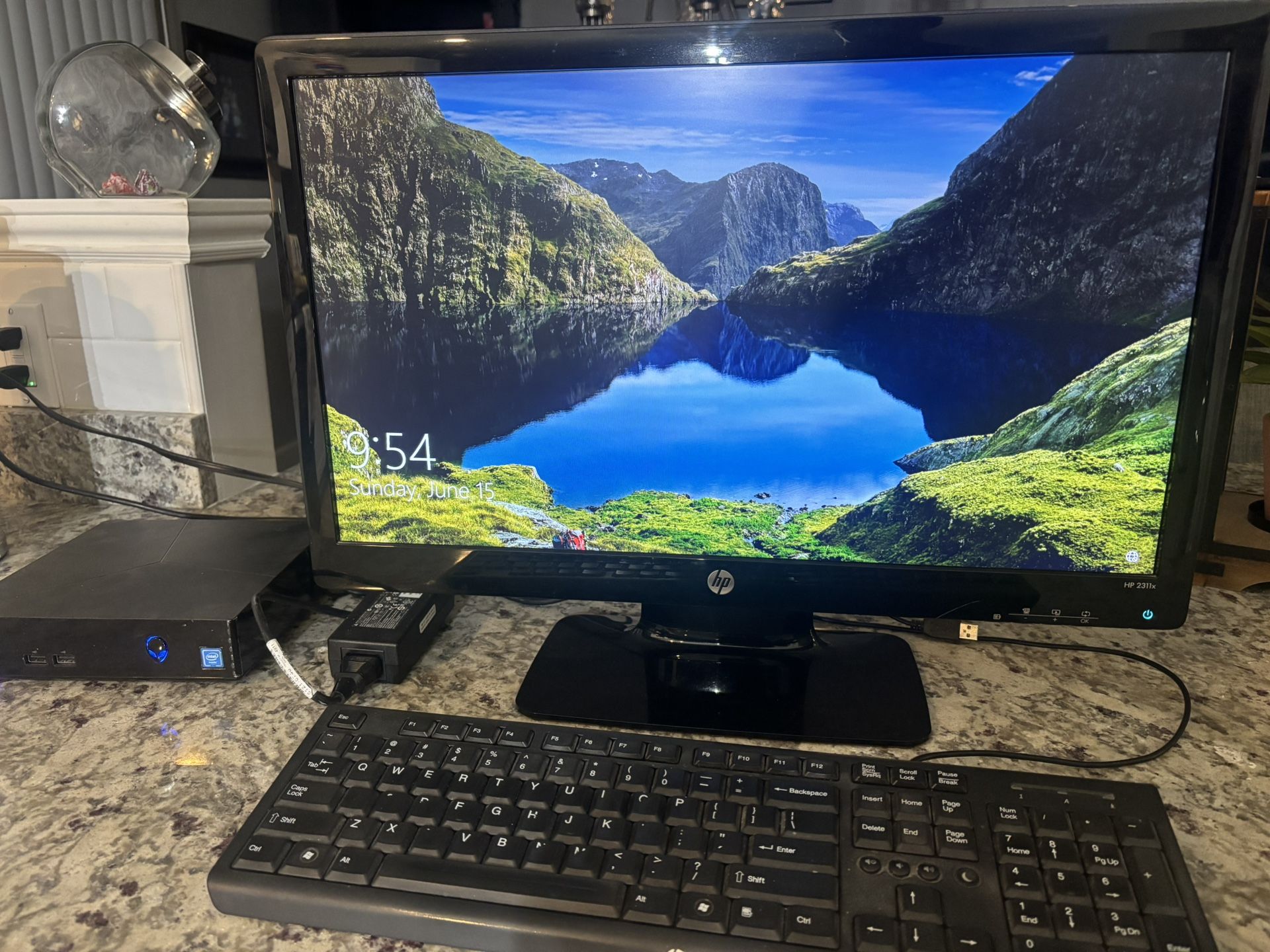 Dell D07U002 Alienware gaming computer i7-6700t 16GB RAM 1TB