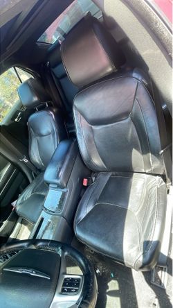 Chrysler 300 interior