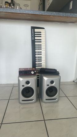 Studio Equipment Full set