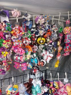 Hair bows