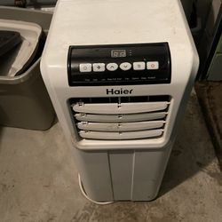 Portable A/C Unit  Works Great 