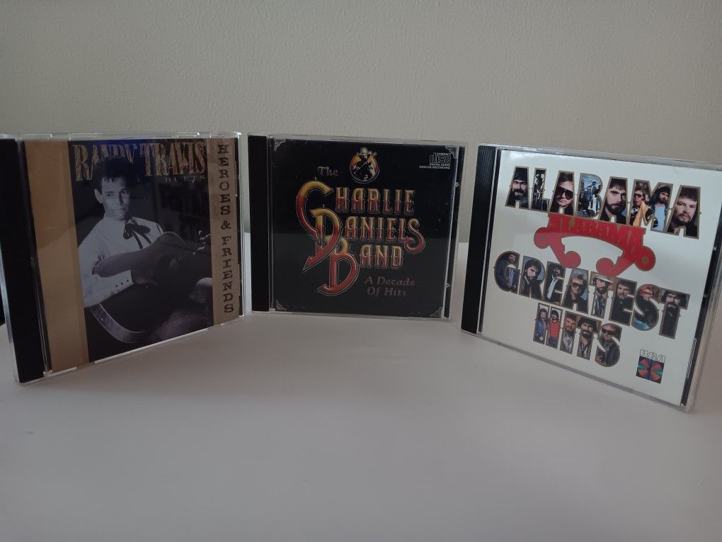 5 Classic Country CDs - Alabama, Hank Williams, Travis, Charlie Daniels