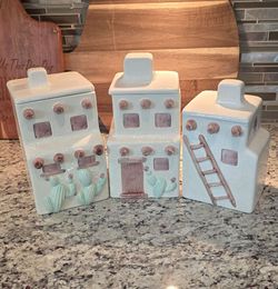 Vintage✨️80’s, by "SUNSHINE"
Southwestern Village Canister/Cookie Jar ~Set Pueblo Adobe House Design, Ceramic Pottery (3) Jar Set.