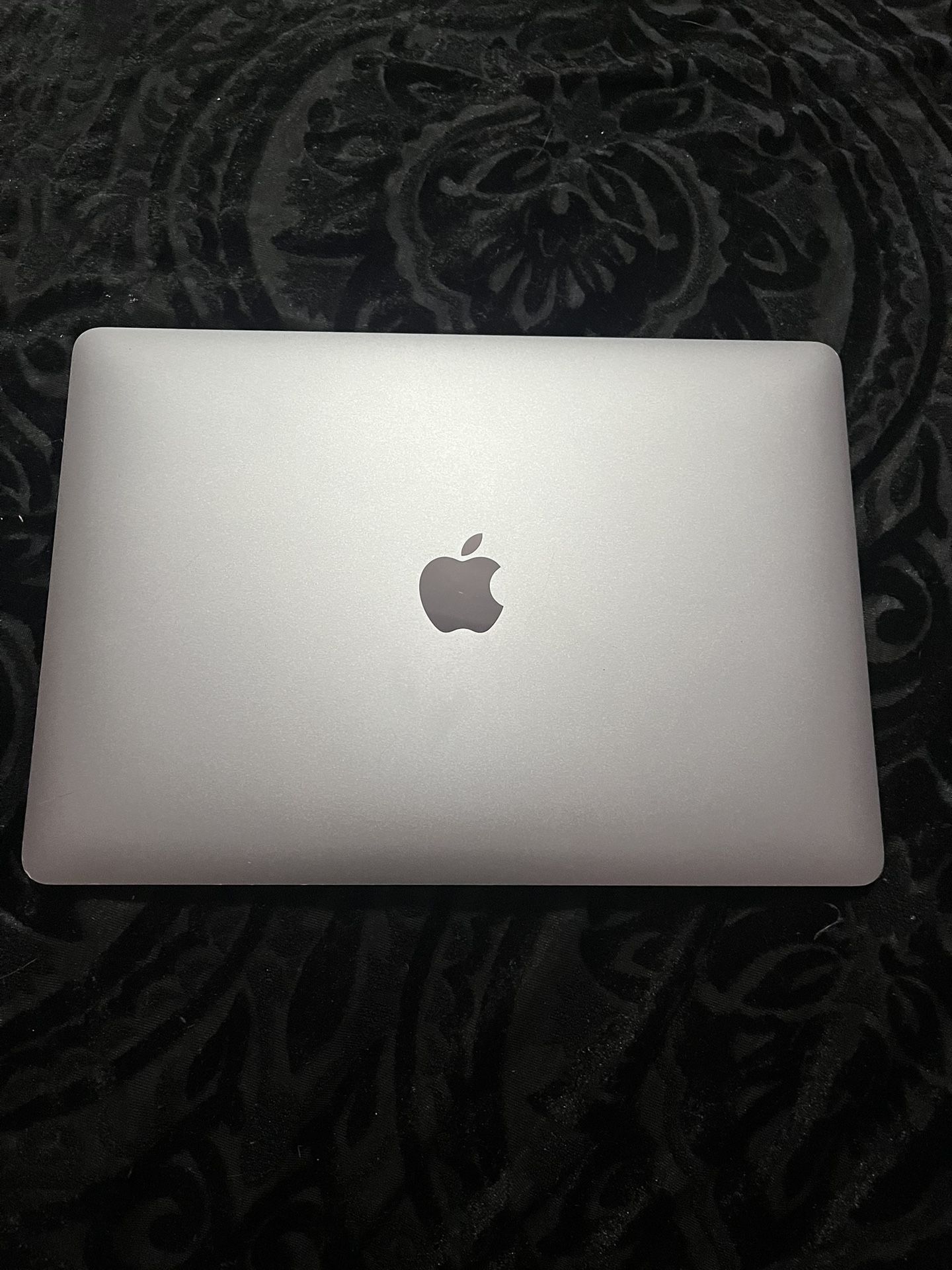 2020 Macbook Air 512GB