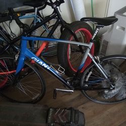 Giant Road Bike