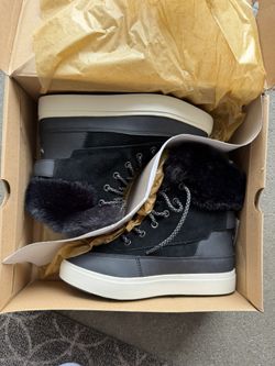 Koolaburra By UGG Snow Boots Womens Size 6 Brand New
