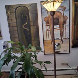 NICE FLOOR LAMP 