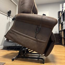 UltraComfort Lift/Lay Flat Recliner