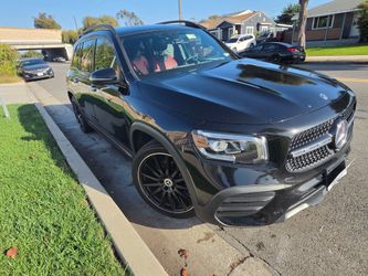 2020 Mercedes-Benz GLB 250 – AMG Line, Two-Tone Red Interior