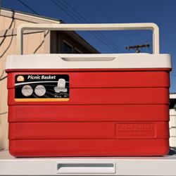 Igloo Retro Picnic Basket