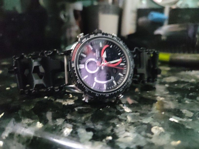 NAVFORCE  multi tool banded watch ..NEW product release