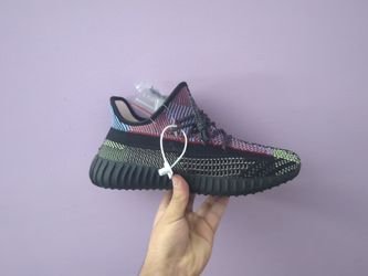 Yeezy Boost 350 V2 Yecheil SneakerAdidass