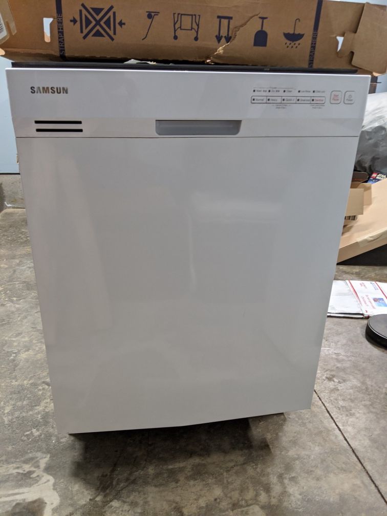 Samsung dishwasher (white)