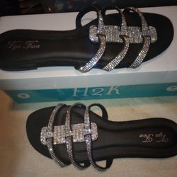 Brand New With Box Black And Rhinestone Vigo Fiore Sandals Size 7.5