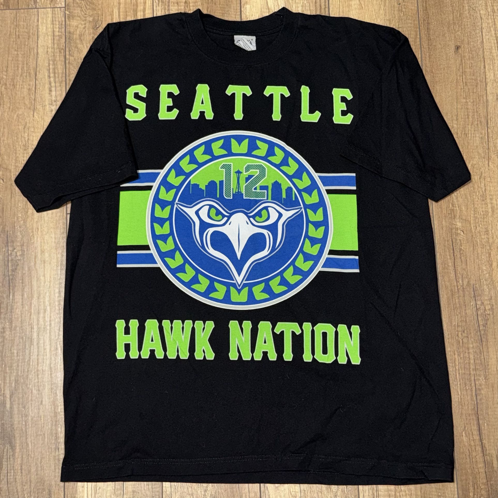 Seattle Seahawks NFL Shaka Wear Hawk Nation Graphic Heavyweight T Shirt Mens 2XL