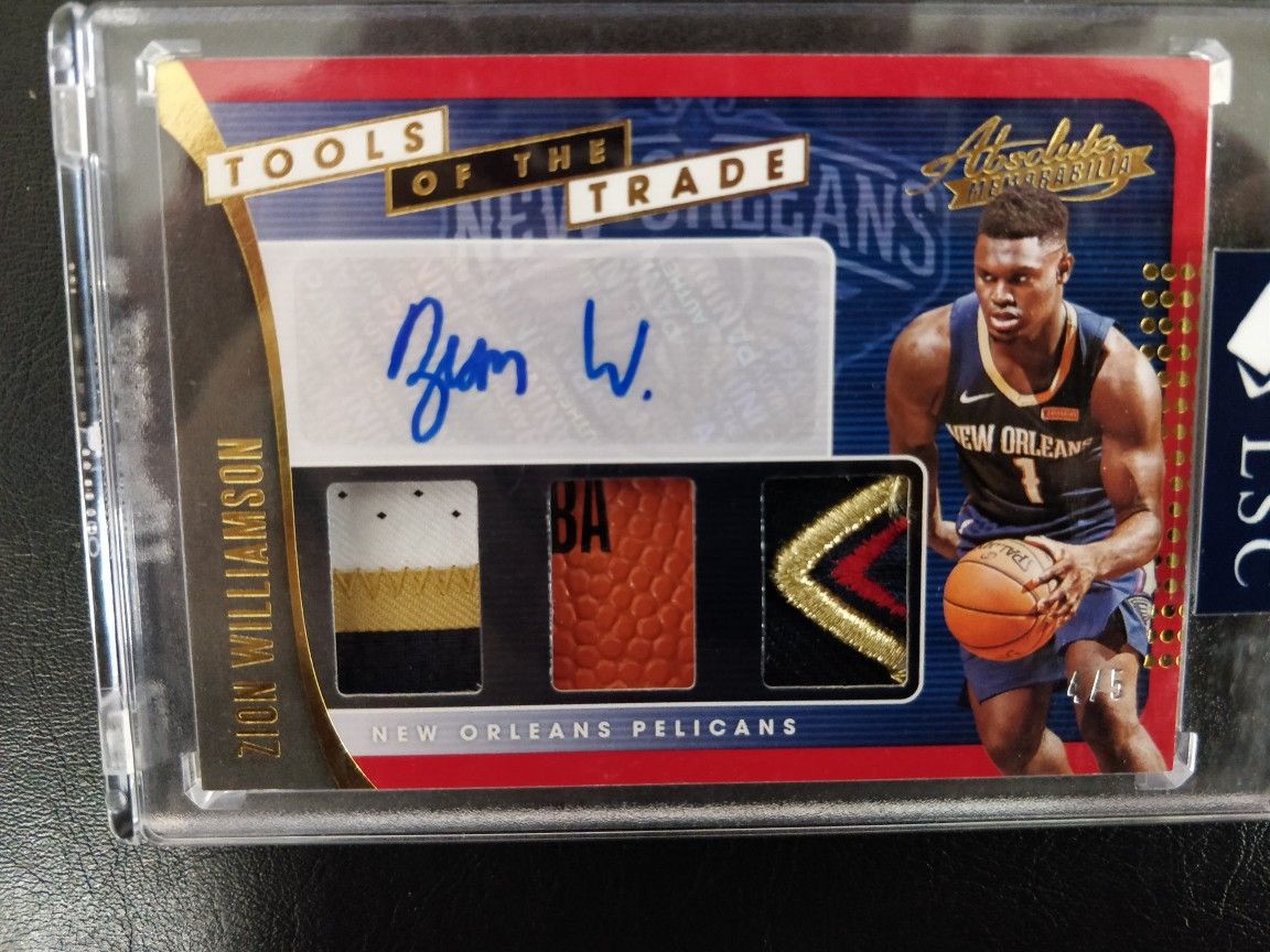 19-20 PANINI ABSOLUTE ZION WILLIAMSON ROOKIE PATCH TAG BALL AUTO 4/5