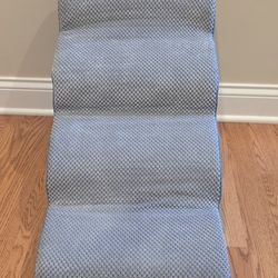 Curved 4-step Pet Stairs-new