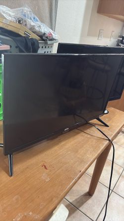 2 24inch TVs 60$ for both obo