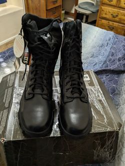 5.11 Men's 8" Tactical Boot NWT Size 11.5