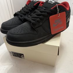 Nike Supreme Dunk Low OG Size 10 DS 100% Authentic