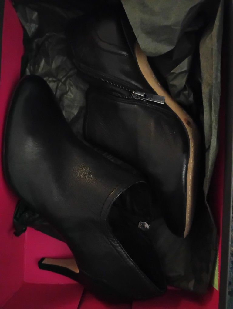 Vince Camuto Women's Boots