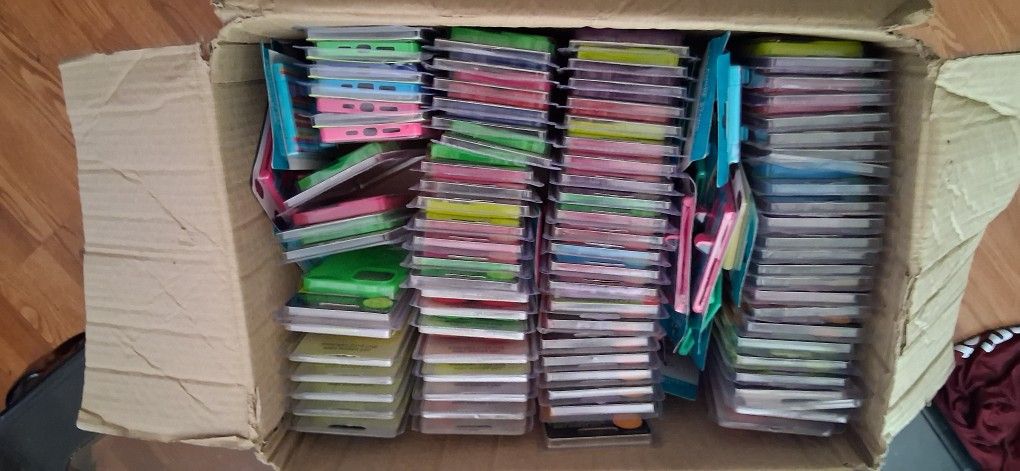 iPhone 13 &14 Pro Max Cases