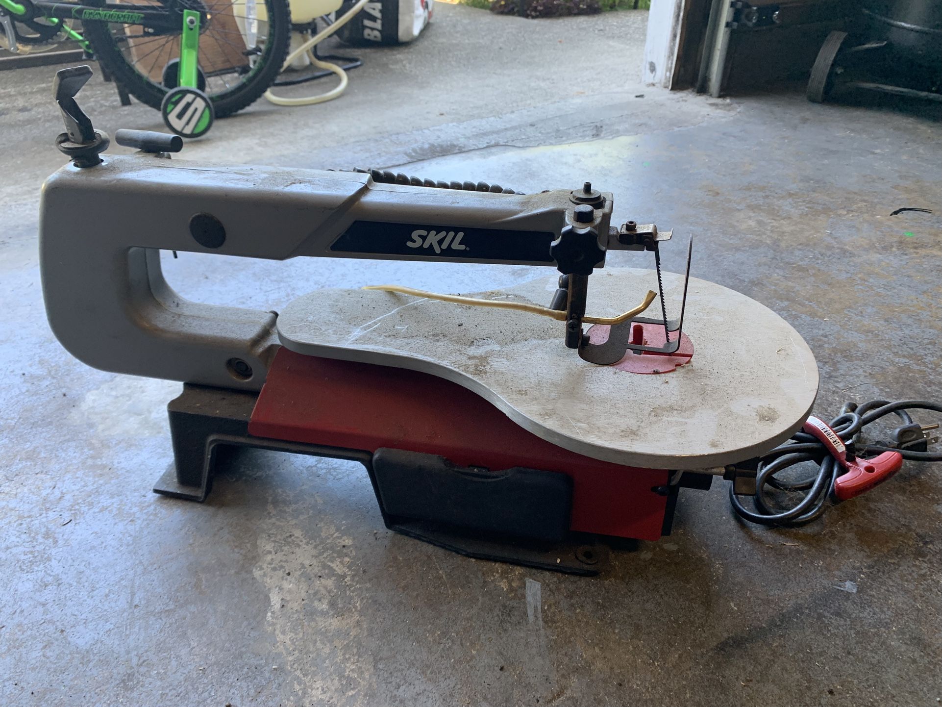 Skil Scroll Saw 16”